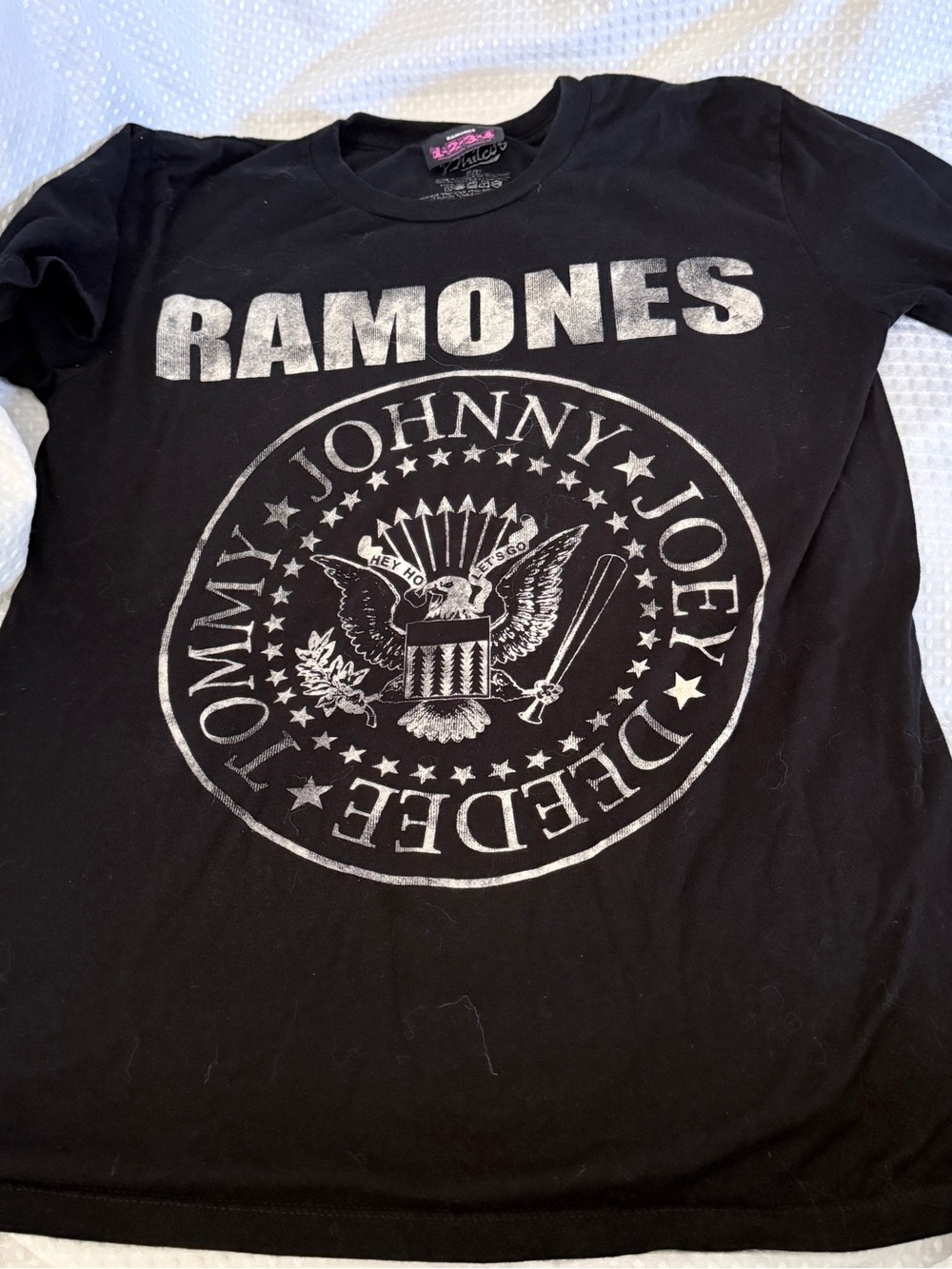 Ramones Classic Presidential Seal Band Tee Black Graphic T-Shirt Small